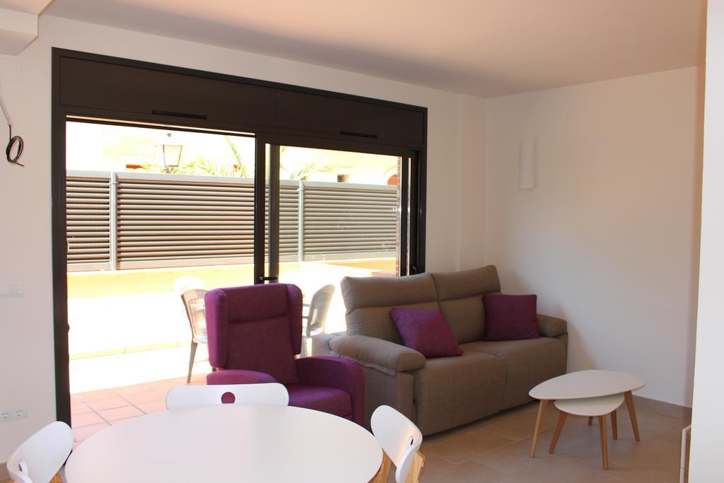 סנט אנטוני דה קלנג'ה Residencial Super Stop Cases Torre Valentina חדר תמונה