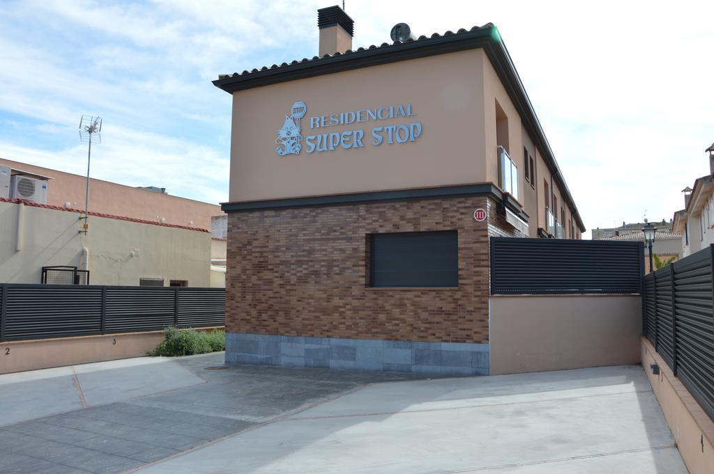 סנט אנטוני דה קלנג'ה Residencial Super Stop Cases Torre Valentina מראה חיצוני תמונה